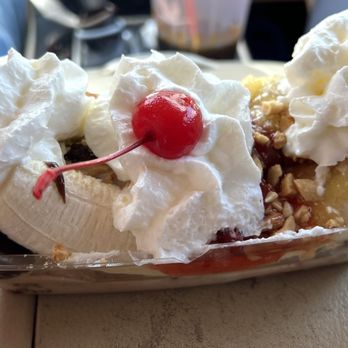 Abel's Ice Cream - Delicious Sundae-strawberry and pineapple toppings included real fruit! - Ice Cream & Frozen Yogurt Near Me - Sarasota, Florida
