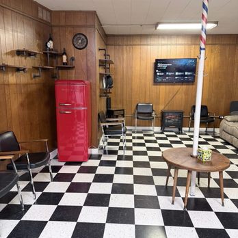 City Barber Shop - Interior - Barbers Near Me - Ramona, California
