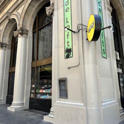 DTLA Bodega - Corner of 7th & Spring