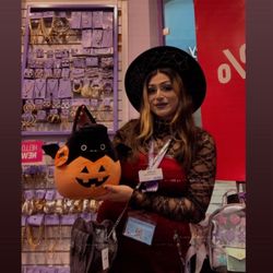Claires Boutiques - Meet Xochitl