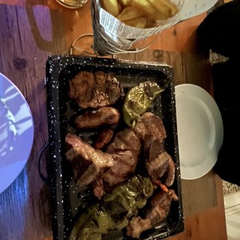 Chimichurri - Mixed chimichurri grill - Spanish Near Me - Sant Josep de sa Talaia, PM Chimichurri - Mixed chimichurri grill - Spanish Near Me - Sant Josep de sa Talaia, PM
