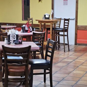 El Pollo Ranchero - Inside...we went an hour before closing. People had just left when I asked to take pics. - Barbeque Near Me - Jourdanton, Texas El Pollo Ranchero - Inside...we went an hour before closing. People had just left when I asked to take pics. - Barbeque Near Me - Jourdanton, Texas