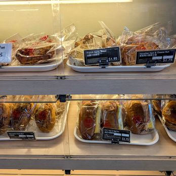 Sheng Kee Bakery & Cafe - Bakeries Near Me - Daly City, California