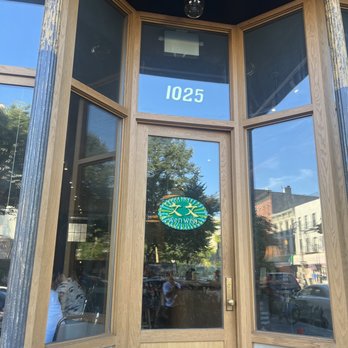 Wenwen - Storefront - Taiwanese Near Me - Brooklyn, New York Wenwen - Storefront - Taiwanese Near Me - Brooklyn, New York
