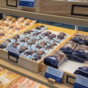 Paris Baguette - Selection area - Bakeries Near Me - Phoenix, Arizona Paris Baguette - Selection area - Bakeries Near Me - Phoenix, Arizona