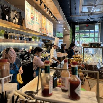 Kirari West - Kitchen and staff - Gluten-Free Near Me - Portland, Oregon