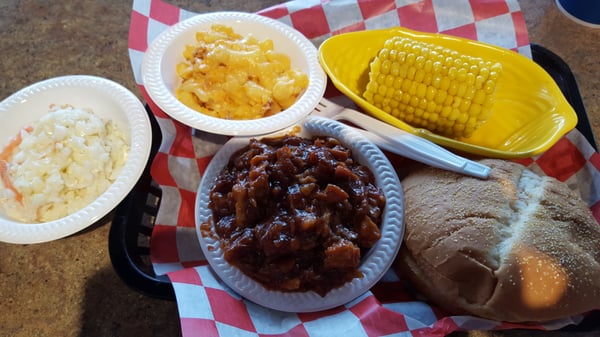 LARK'S BAR-B-QUE by null