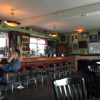The Dew Drop Inn - Quiet on a Sunday mid afternoon. - Dive Bars Near Me - Washington, DC, District of Columbia The Dew Drop Inn - Quiet on a Sunday mid afternoon. - Dive Bars Near Me - Washington, DC, District of Columbia