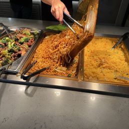 Lo mein noodles Lo mein noodles