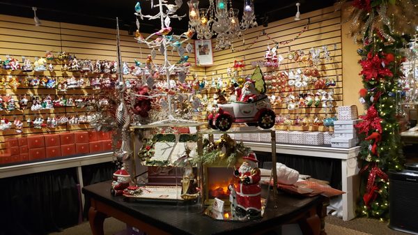THE CHRISTMAS STORE - Updated January 2025 - 42 Photos & 31 Reviews