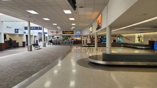 South Bend International Airport by null