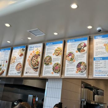 Luna Grill Bedford - Mediterranean Near Me - Corona, California