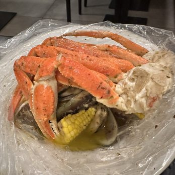 Twist Seafood Restaurant & Bar - Seafood Near Me - Brooklyn, New York Twist Seafood Restaurant & Bar - Seafood Near Me - Brooklyn, New York