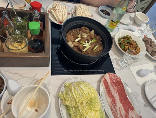 Dipping Tiger Phở by null