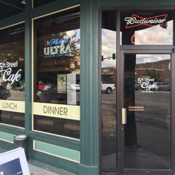 Fifth Street Cafe exterior on Garrison