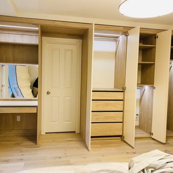 Craftsman Closets - Custom built in closet system! - Cabinetry Near Me - Maple Valley, Washington Craftsman Closets - Custom built in closet system! - Cabinetry Near Me - Maple Valley, Washington