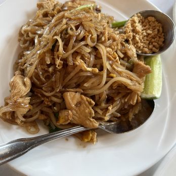 Thai Bistro - Pad Thai Noodle - Thai Near Me - Houston, Texas