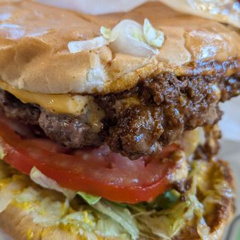 Kincaid's Hamburgers - Chili cheese burger on a soft toasted Mrs Baird's bun, lettuce, tomato, onion,mustard= Happy - Burgers Near Me - Fort Worth, Texas Kincaid's Hamburgers - Chili cheese burger on a soft toasted Mrs Baird's bun, lettuce, tomato, onion,mustard= Happy - Burgers Near Me - Fort Worth, Texas