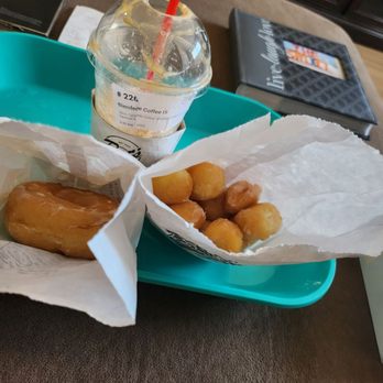 Pat's Donuts - Morning - Donuts Near Me - Porter, Texas