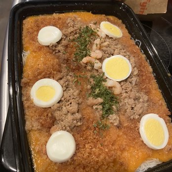Jollibee - Palabok - Fast Food Near Me - Tukwila, Washington Jollibee - Palabok - Fast Food Near Me - Tukwila, Washington