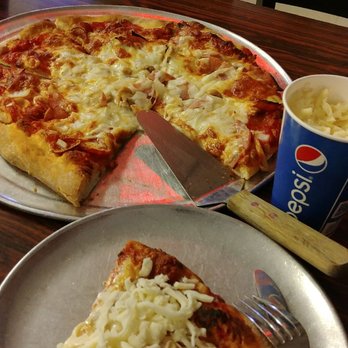 Fiori's Pizzaria - Pizza Near Me - Pittsburgh, Pennsylvania Fiori's Pizzaria - Pizza Near Me - Pittsburgh, Pennsylvania