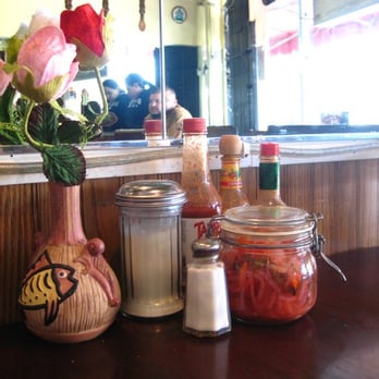 El Katracho Restaurant - condiments - Latin American Near Me - Sherman Oaks, California