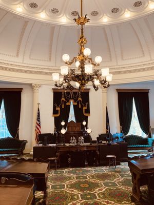 Vermont State House by null