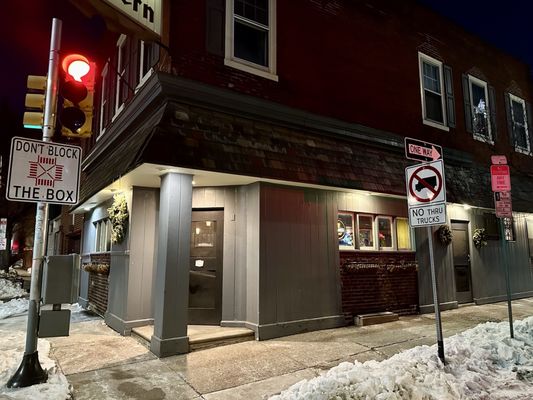 Cherry St. Tavern by null