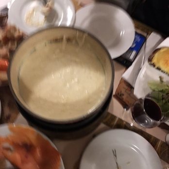 Pain Vin Fromages - Fondue - Fondue Near Me - Paris, 75