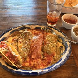 Casa Blanca - Casa Combo, red sauce/beef enchilada, green sauce/cheese enchilada, relleno, salsa verde for taco.