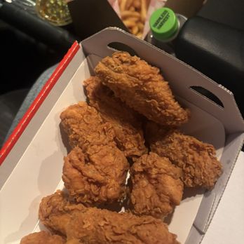bb.q Chicken Cerritos - Spicy Original Wings - Korean Near Me - Cerritos, California