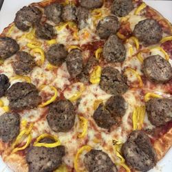 Meatball & banana pepper pizza