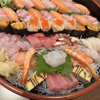 Hachikawa Sushi - Party Tray C(4-5people) - Japanese Near Me - Queens, New York Hachikawa Sushi - Party Tray C(4-5people) - Japanese Near Me - Queens, New York