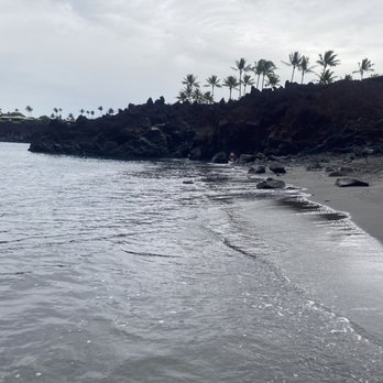 49 Black Sand Beach - Beaches Near Me - Kamuela, Hawaii