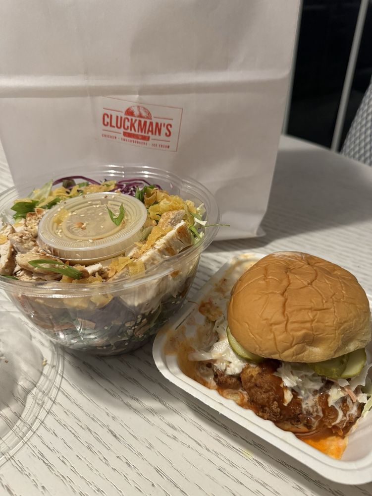 Cluckman's Logo