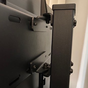 Bay Area Wall Mounts - Only one screw on one side. - Home Theatre Installation Near Me Bay Area Wall Mounts - Only one screw on one side. - Home Theatre Installation Near Me