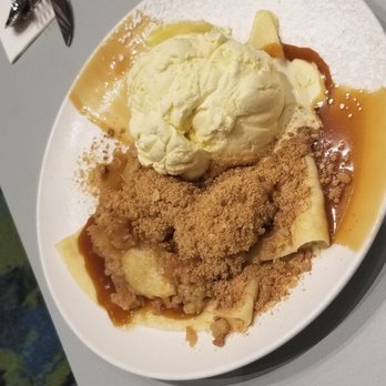 Demetres Downtown Markham - Desserts Near Me - Markham, Ontario