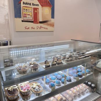Baking Room - Loviest couple work hard to provide the best desserts - Desserts Near Me - Cypress, California