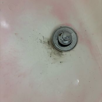 Econo Lodge - Nasty tub - Hotels Near Me - Troy, Alabama