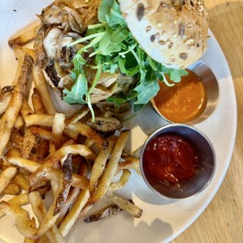 True Food Kitchen - Burger - Salad Near Me - Miami, Florida True Food Kitchen - Burger - Salad Near Me - Miami, Florida