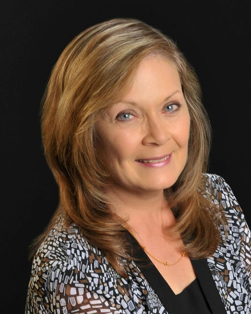 BETHENA SMITH COLDWELL BANKER APEX REALTORS 4016 Rowlett Rd