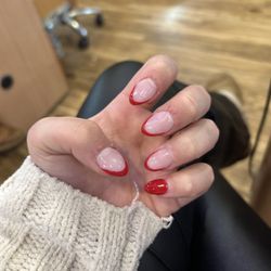 Frisco Nail - Red French tip!!