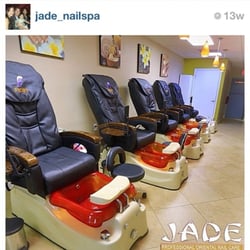 Jade Nails & Spa - Pedicure stations
