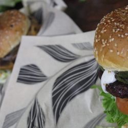 Rincón Vegano. Leña & carbón.