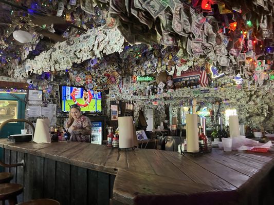No Name Pub by null