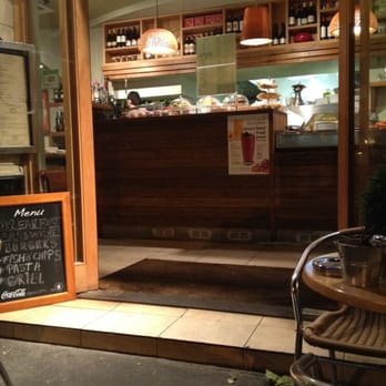 Istanbul Cafe Bistro - Turkish Near Me - London, XGL