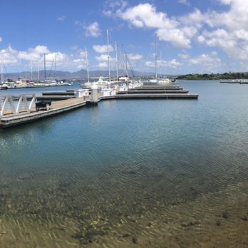 Restaurant 604 - Patio view - Breakfast & Brunch Near Me - Honolulu, Hawaii