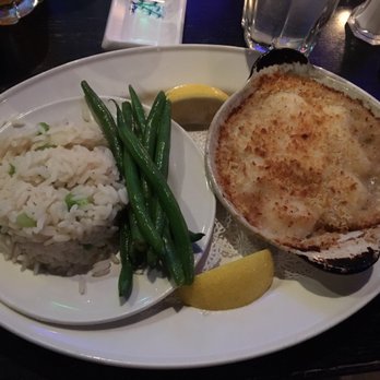 Go Fish Restaurant - Stonington sea scallops (small version) - Seafood Near Me - Stonington, Connecticut Go Fish Restaurant - Stonington sea scallops (small version) - Seafood Near Me - Stonington, Connecticut