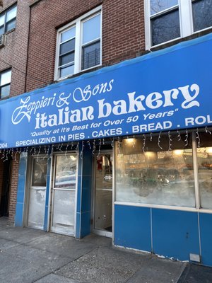 Zeppieri & Sons Italian Bakery by null