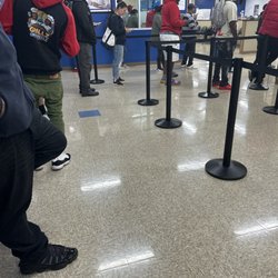 Octapharma Plasma - Oakland - Long line barely moving